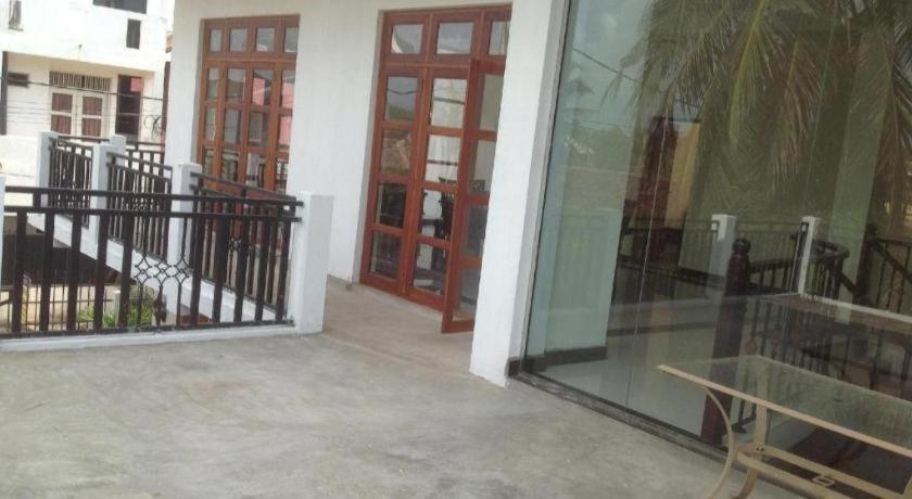 Araliya Blue Beach View Hotel Kudapaduwa Bagian luar foto