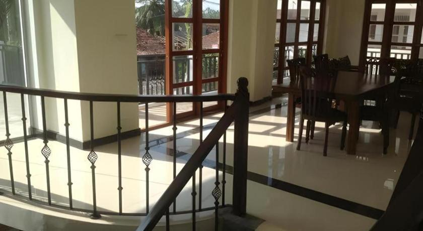 Araliya Blue Beach View Hotel Kudapaduwa Bagian luar foto